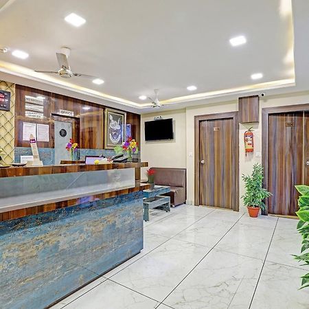 Collection O Hotel Raj Palace Vadodara Luaran gambar