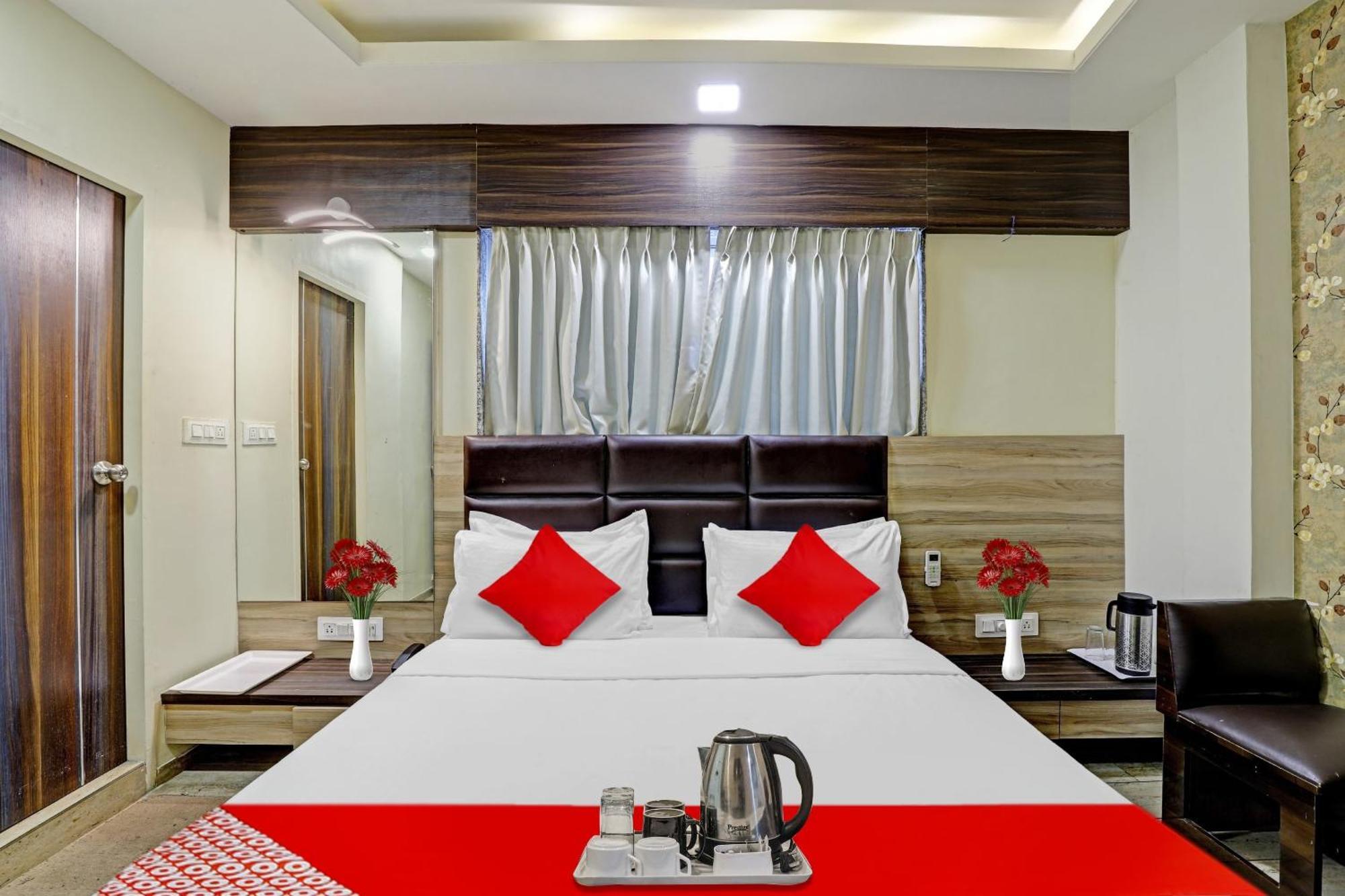 Collection O Hotel Raj Palace Vadodara Luaran gambar